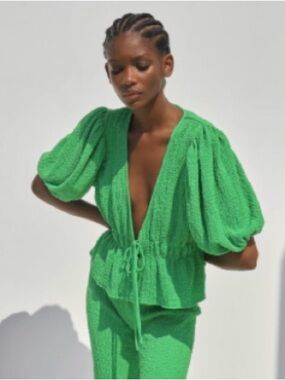 Zara Puff Sleeve Top Size S